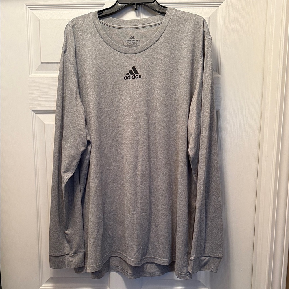 Adidas Men’s Long Sleeve Tee - Gently worn/Smoke & Pet Free